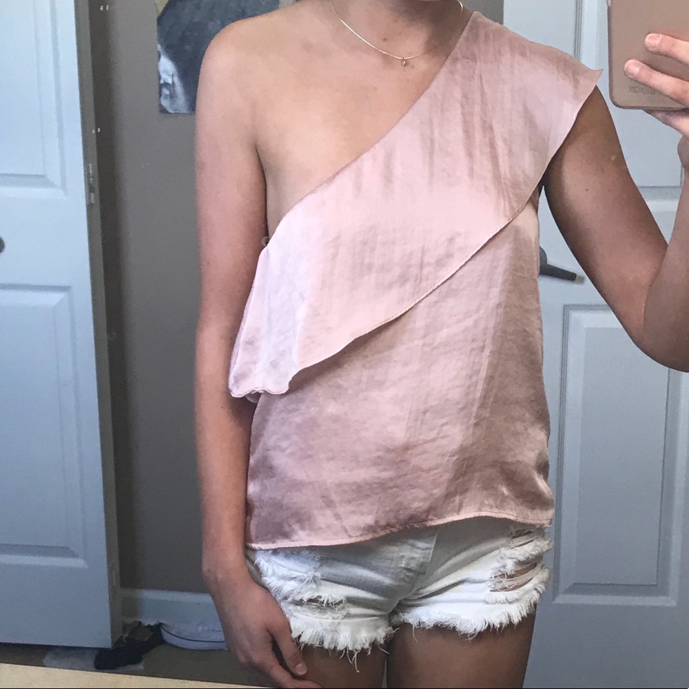 Top - Picture 2 of 4